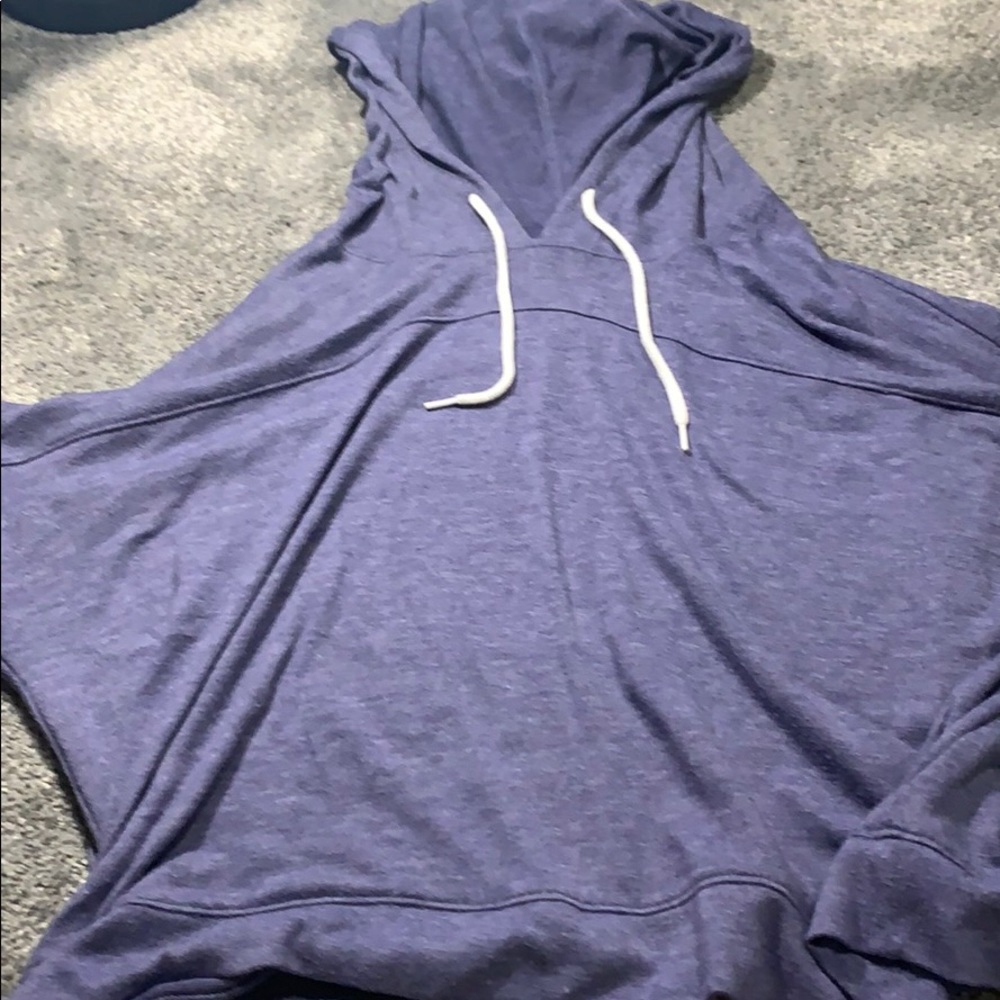 Hoodie also is cropped